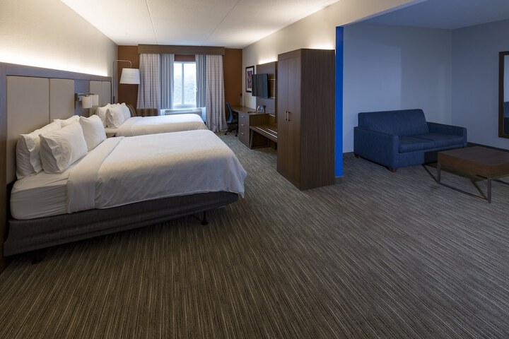 Room 25 of 49