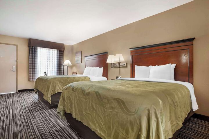 Quality Inn Brookhaven