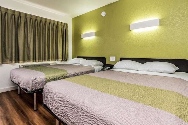 Room 19 of 23
