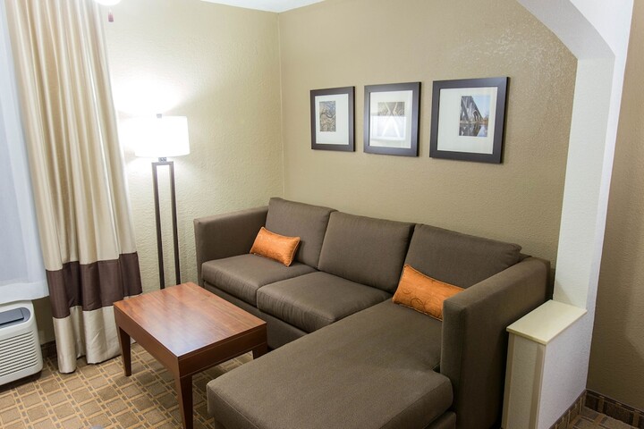Room 42 of 73