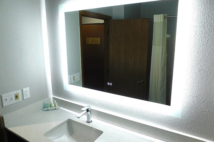 Quality Inn Pontiac