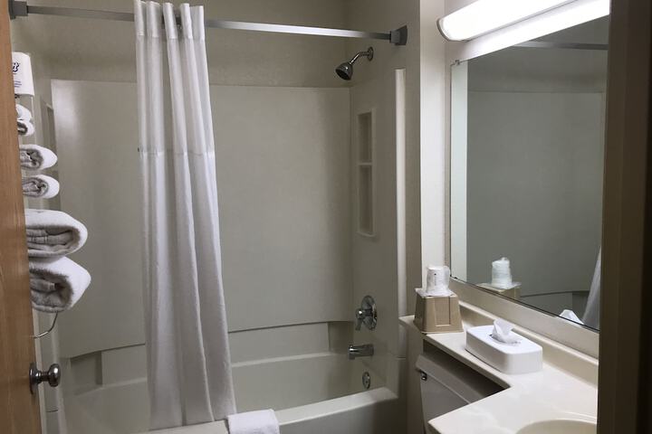 Super 8 by Wyndham Canonsburg / Pittsburgh Area