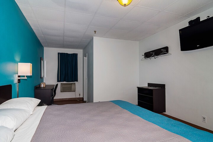 Room 56 of 59