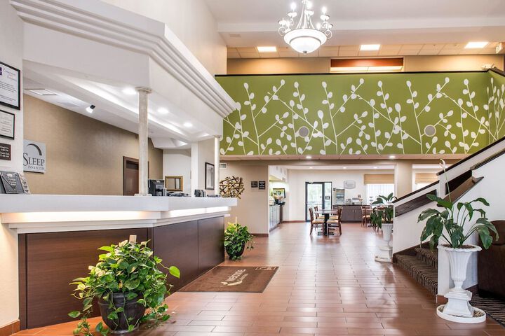 Hotel Interior 11 of 59