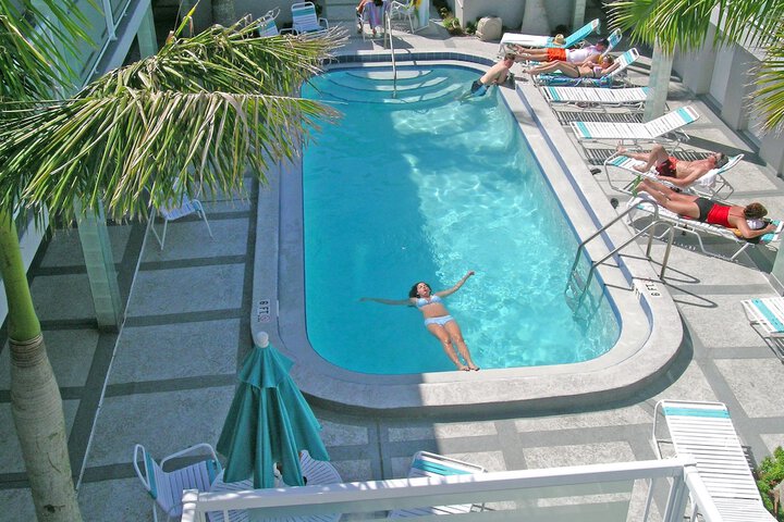 Pool 12 of 38