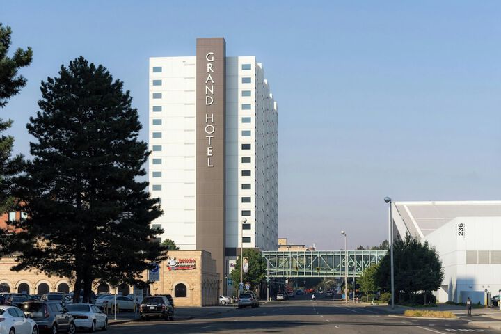 Hotel 3 of 92