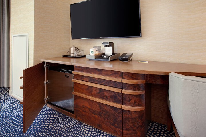 Room 26 of 62