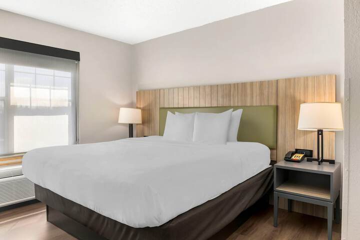 Country Inn & Suites by Radisson Georgetown, KY