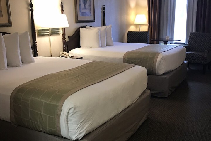 Room 20 of 37
