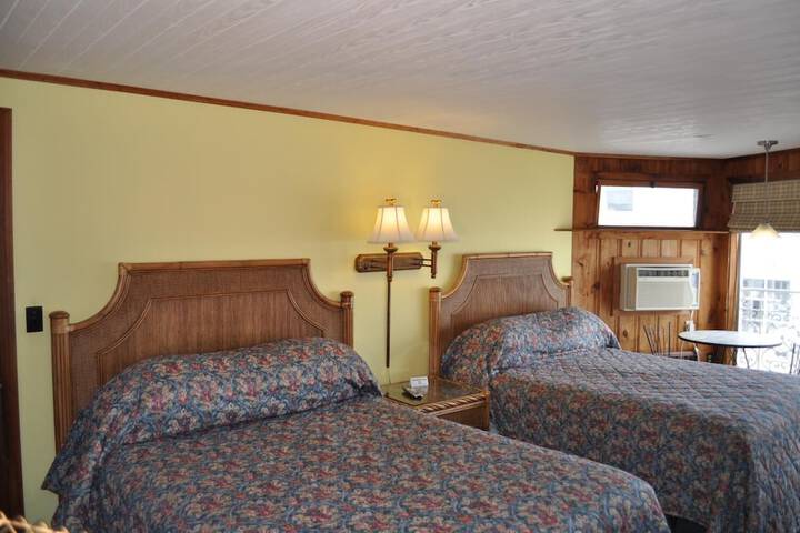 Room 16 of 46