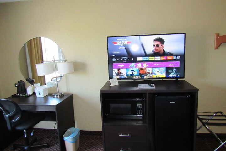 Super 8 by Wyndham New Cumberland
