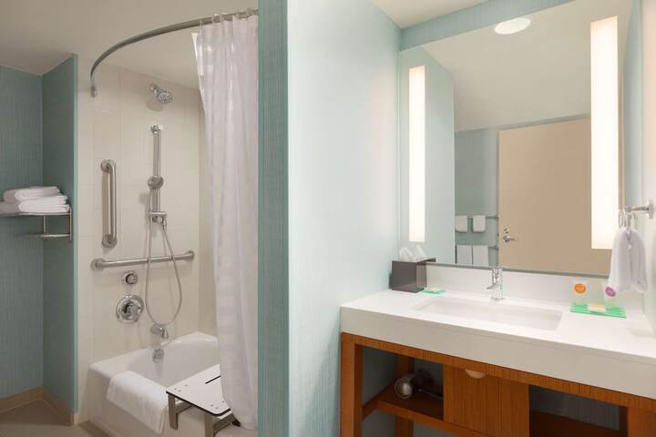 Hyatt Place Phoenix / Chandler-Fashion Center