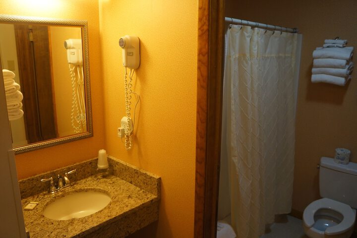 Room 18 of 68