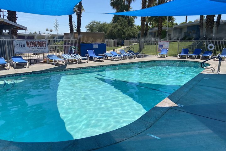 Pool 15 of 70