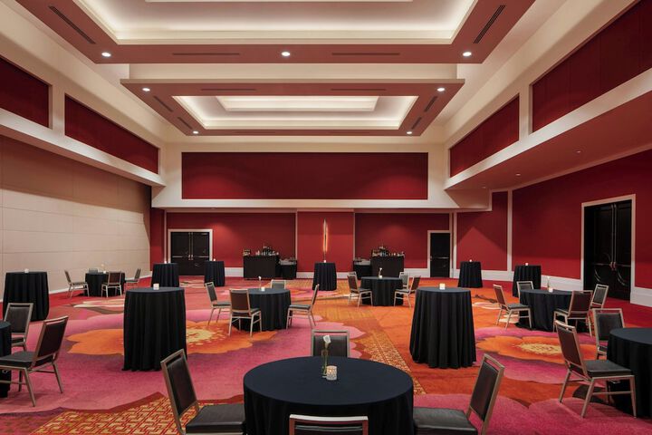 The Davenport Grand Autograph Collection