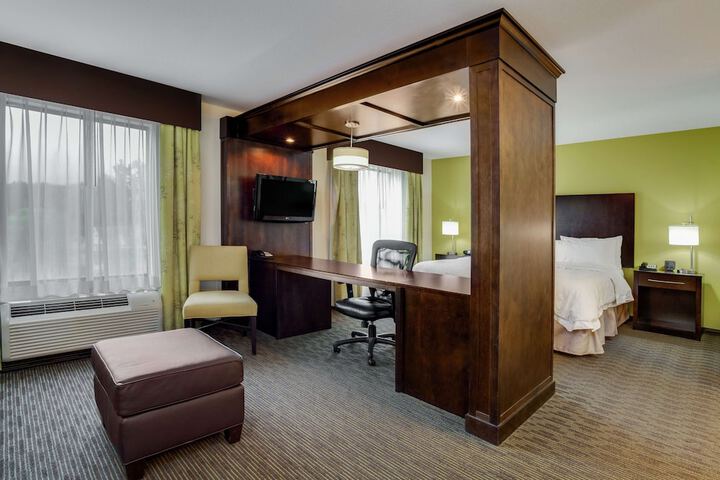 Room 21 of 35