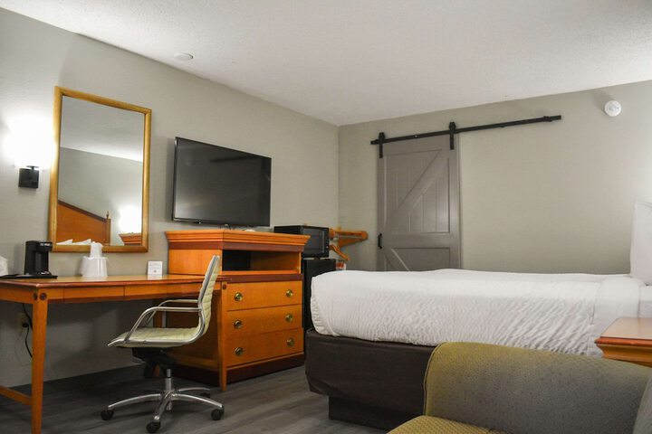 Room 34 of 35