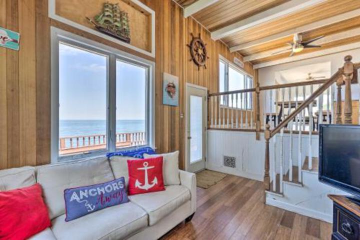 Beachfront Wading River Home with Deck and Grill