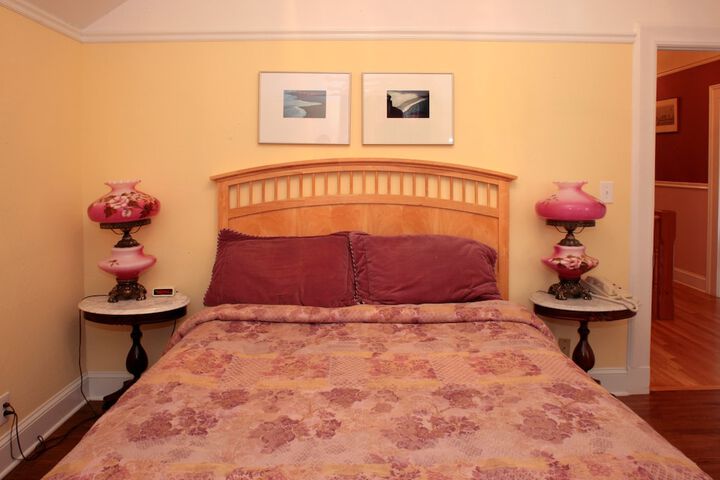 Room 7 of 13