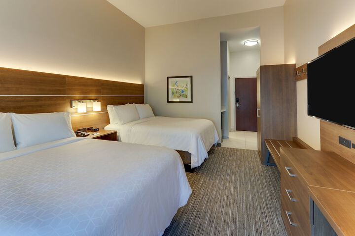 Room 42 of 75