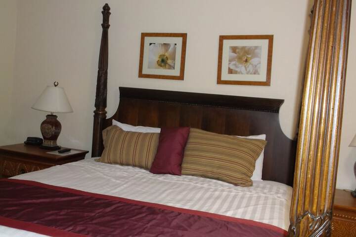 Room 40 of 82
