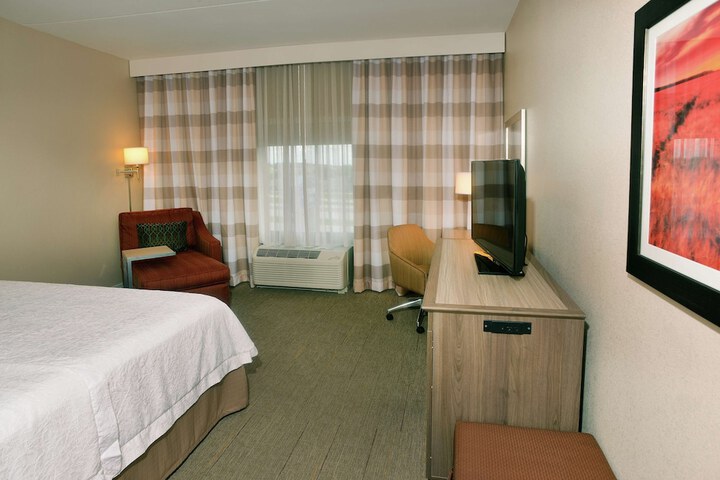 Room 17 of 30