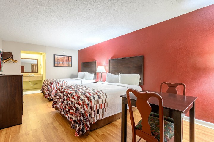 Room 18 of 32