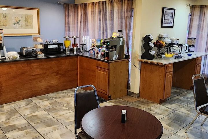 Silver Saddle Motel