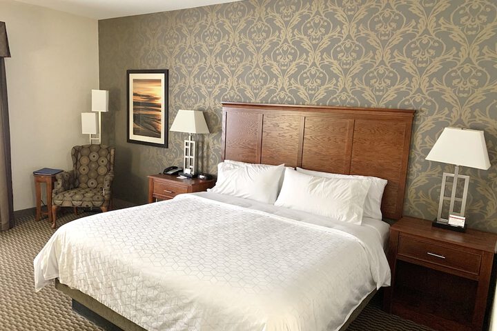 Holiday Inn Express Holland by IHG