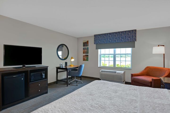 Room 26 of 42
