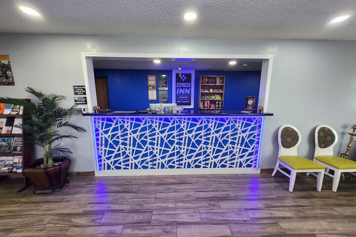 Express Inn Parsons