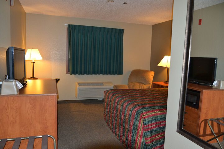 Room 20 of 28
