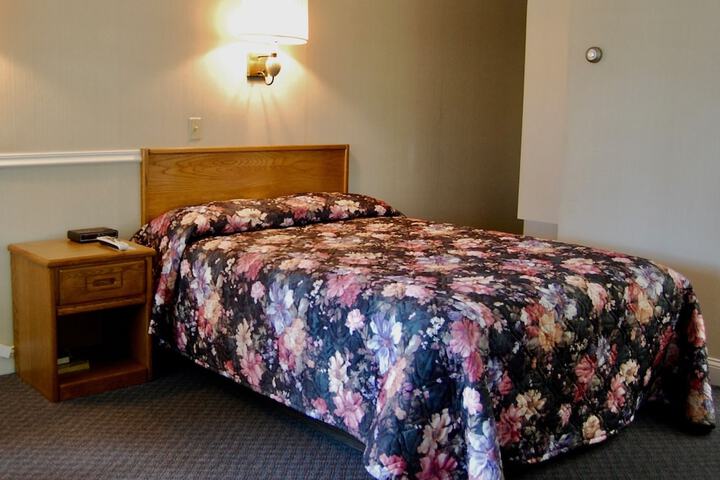 Room 19 of 44