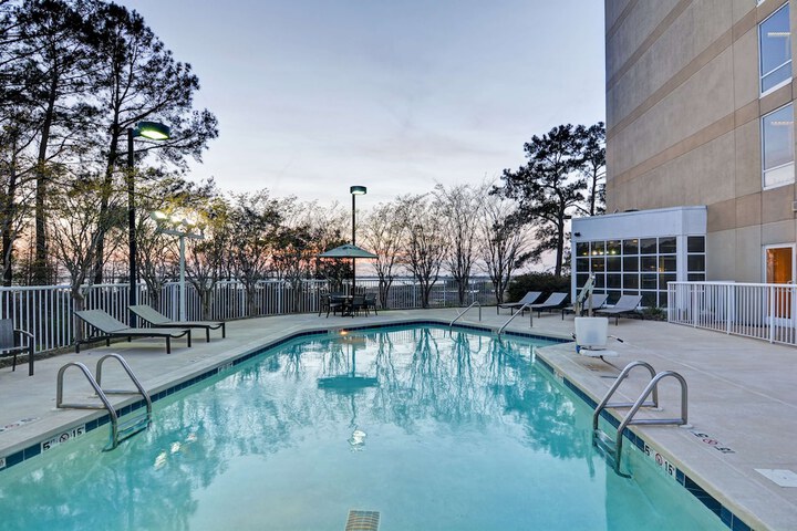 Pool 7 of 52
