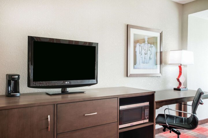 Room 22 of 58
