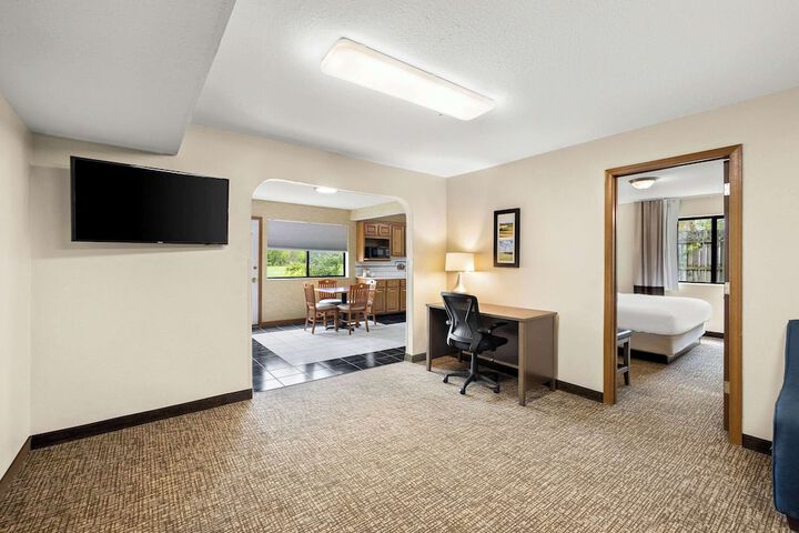 Room 14 of 42
