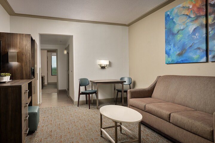 Room 27 of 54