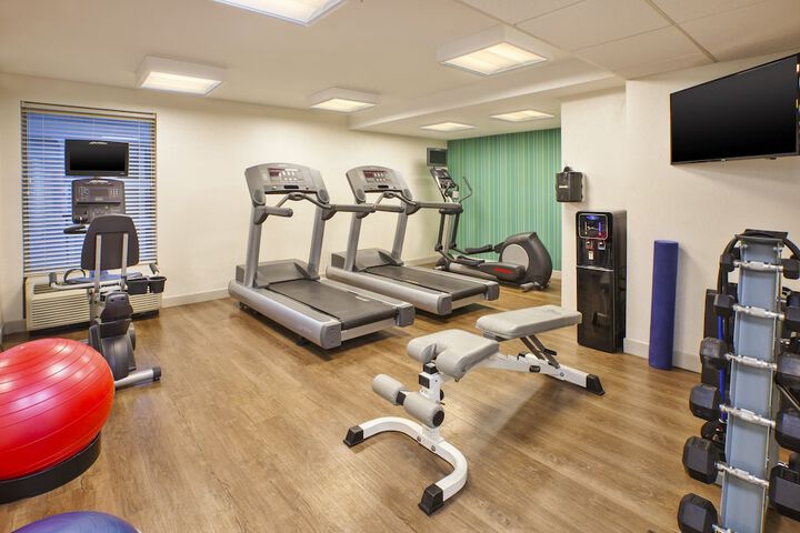 Holiday Inn Express Hotel & Suites Chicago-Midway Airport by IHG