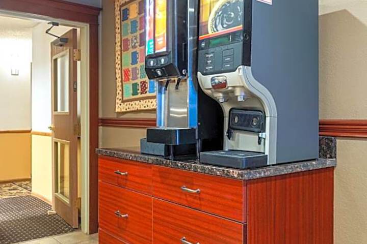 Norland Inn & Suites Roseau