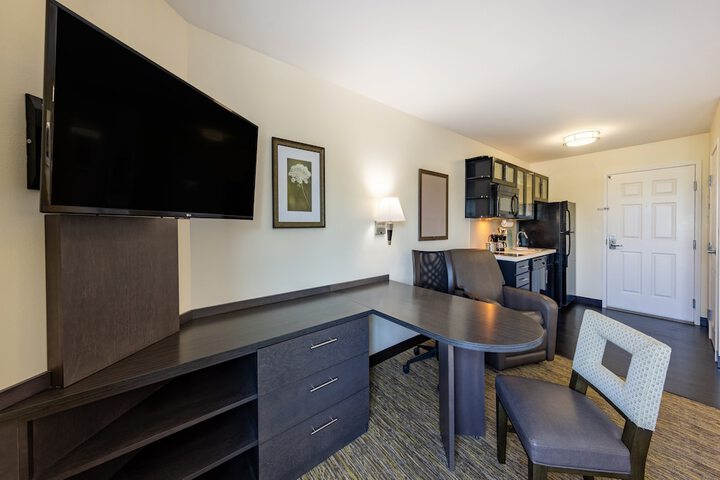 Room 22 of 28