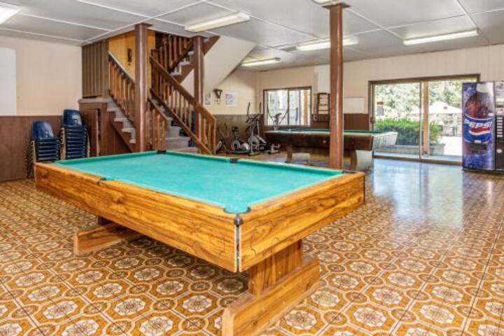 Chehalis Camping Resort Bunkhouse Cabin 6