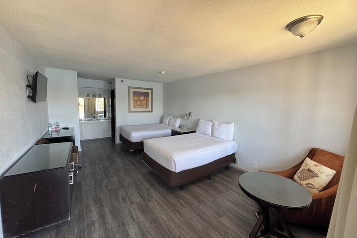 Room 17 of 53