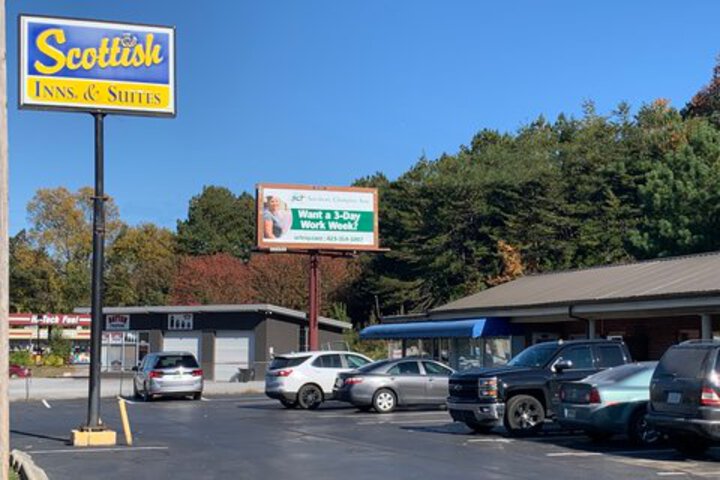 Hotel 3 of 28