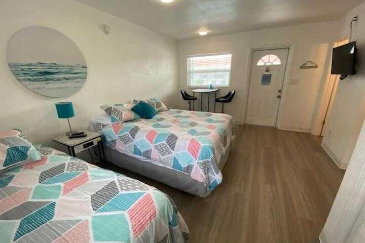 Room 114 of 166