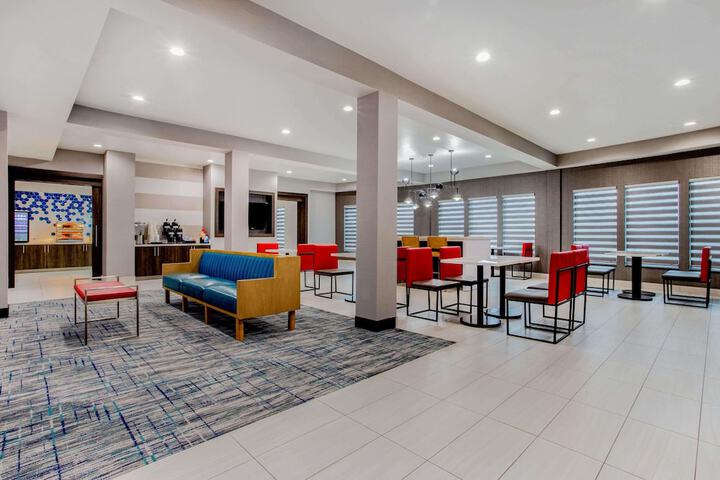 La Quinta Inn & Suites by Wyndham Northlake Fort Worth
