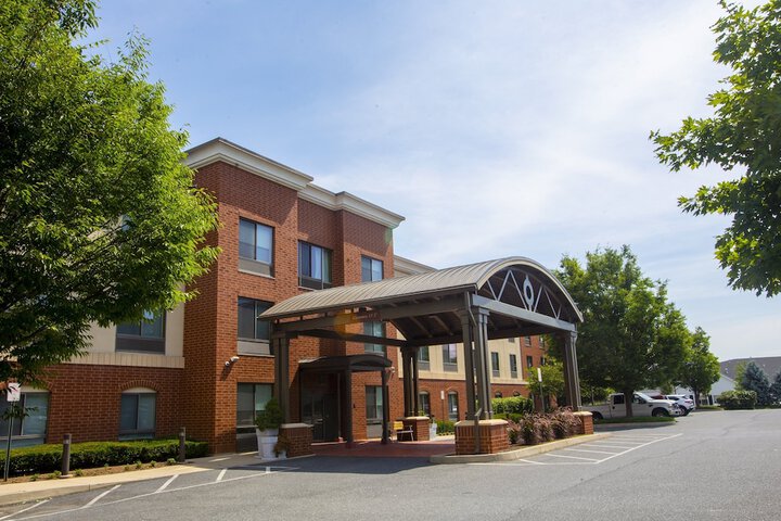 Hotel 6 of 47