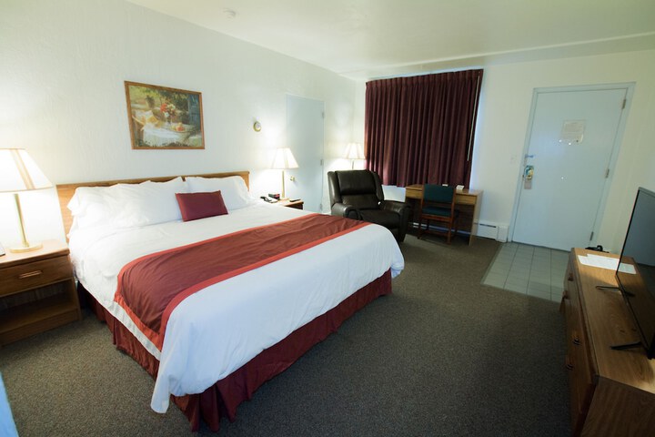Room 8 of 20