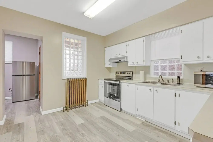 Spacious 3BR Home near Downtown Oakland & East Liberty! Max 15 nights by RedAwning