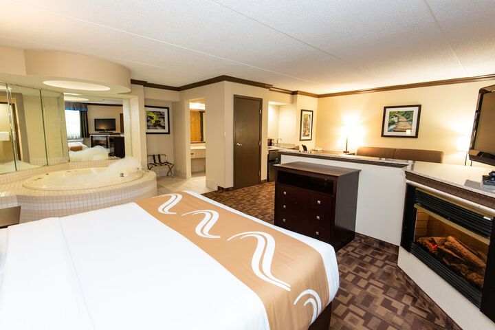 Room 44 of 69