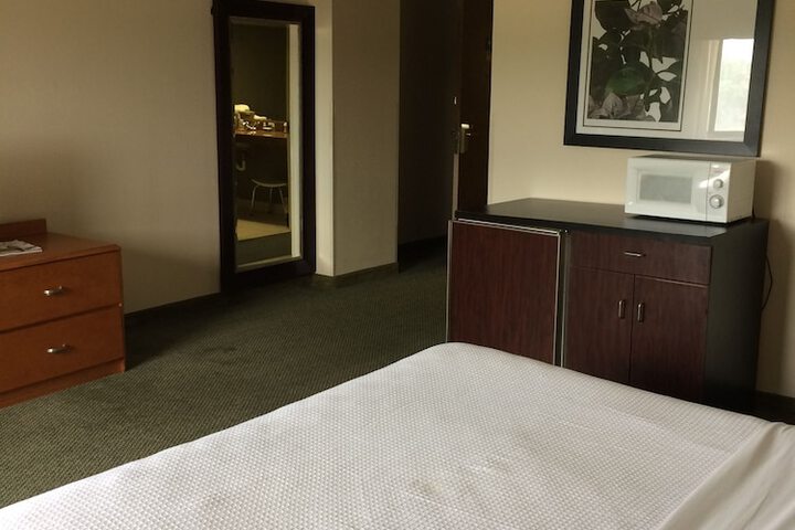 Room 18 of 44